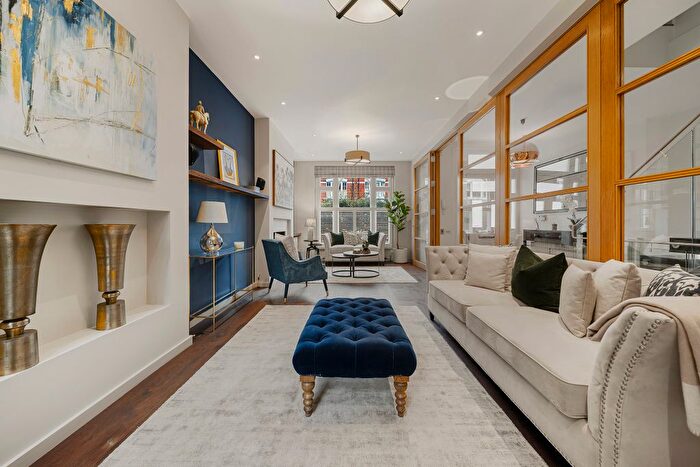 5 Bedroom Town House For Sale In Bradbourne Street, London, SW6