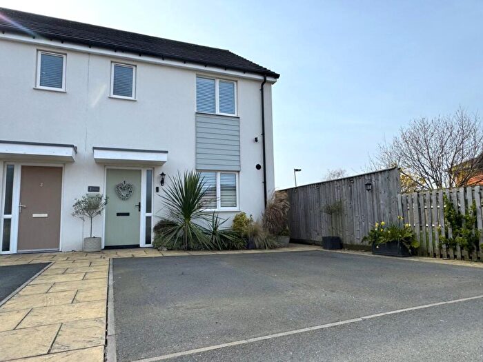 3 Bedroom Semi Detached House For Sale In Acacia Lane, Branston, Burton-on-Trent, DE14