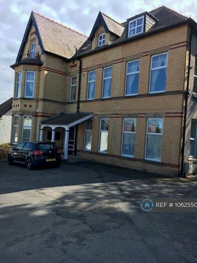 1 Bedroom Flat To Rent In Nant Y Glyn Road, Colwyn Bay, LL29