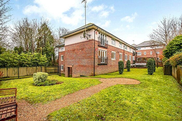 2 Bedroom Apartment For Sale In Sarum Court, Sarum Road, Winchester, SO22