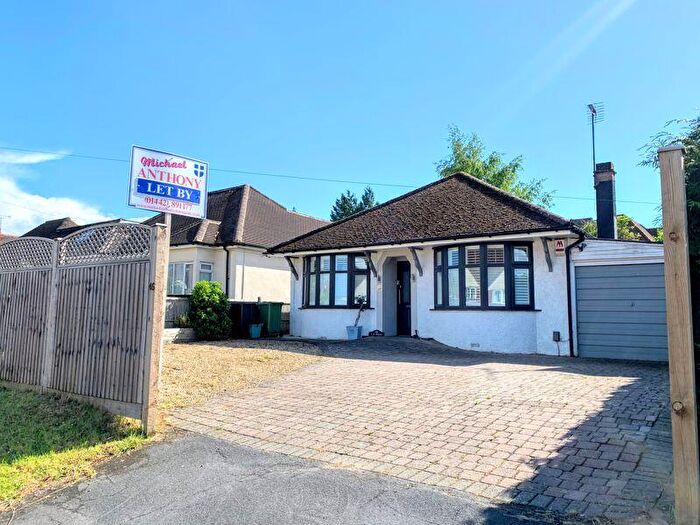 3 Bedroom Detached Bungalow To Rent In Dundale Road, Tring, HP23