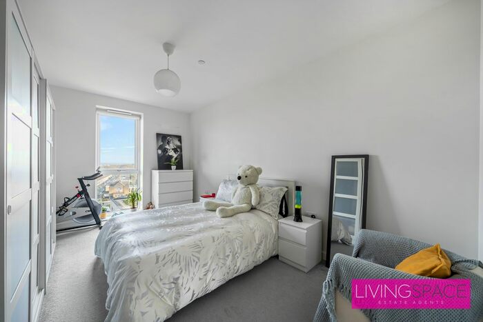 1 Bedroom Flat To Rent In Hampden Road, Hornsey, N8