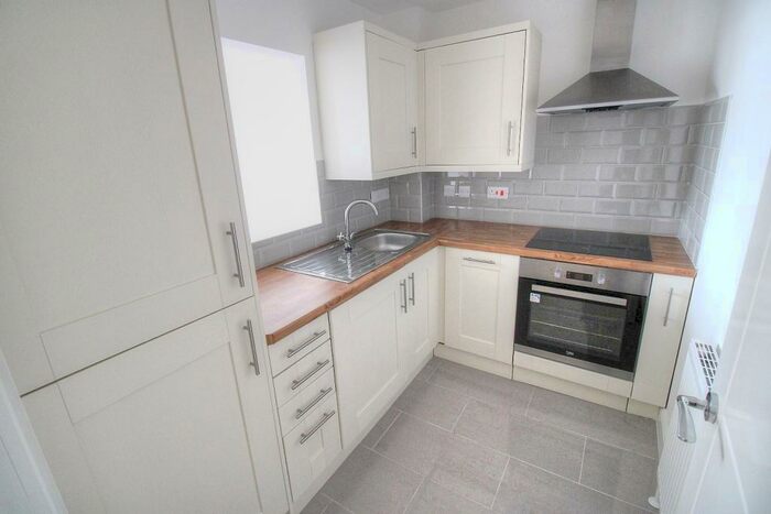 2 Bedroom Apartment To Rent In Beauchamp Court, Wilmington Gardens, Eastbourne, BN21