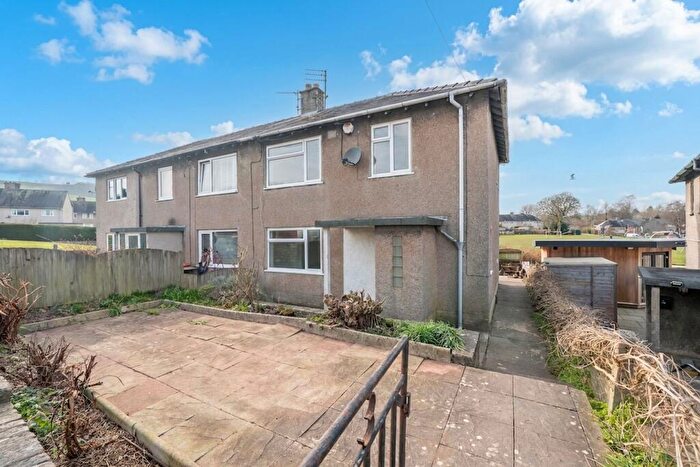 3 Bedroom End Of Terrace House To Rent In Low Mead, Kendal, LA9