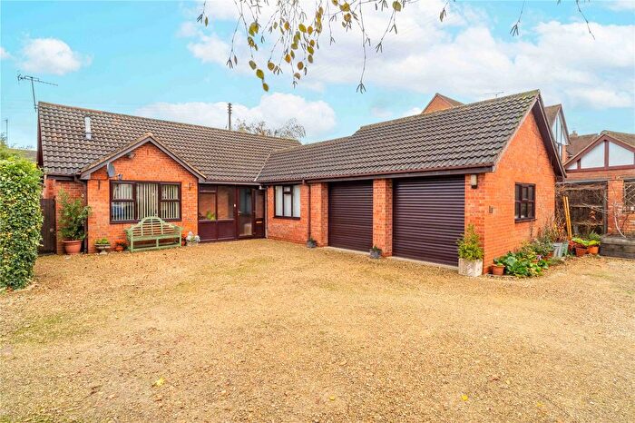3 Bedroom Bungalow For Sale In Main Street, Bretforton, Worcestershire, WR11