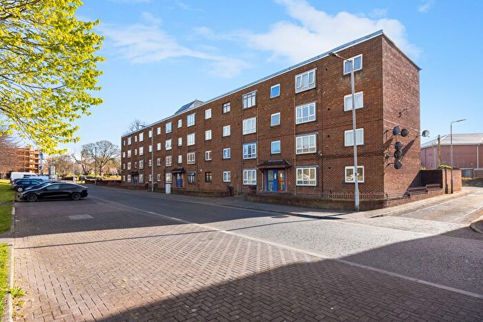 2 Bedroom Flat For Sale In Ardmillan Drive, Newtownabbey, BT37