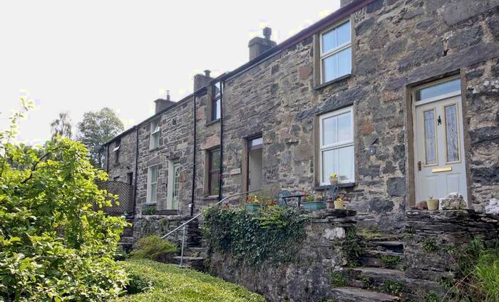2 Bedroom Terraced House To Rent In Bryn Eglwys, Prenteg, Porthmadog, Gwynedd, LL49