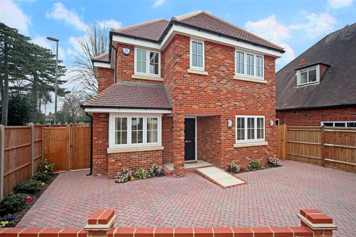 6 Bedroom Detached House To Rent In Willow Walk, Englefield Green, Surrey, TW20