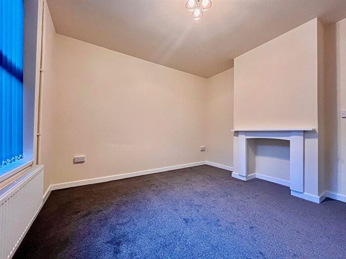 3 Bedroom Terraced House For Sale In Century Road, Great Yarmouth, NR31