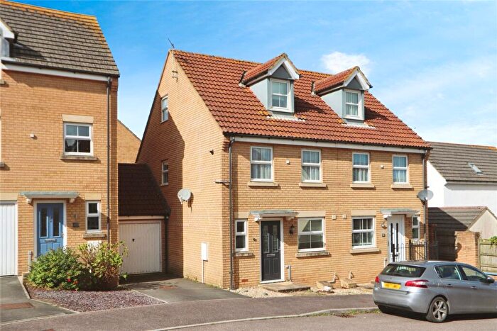 3 Bedroom Semi-Detached House For Sale In Fulford Close, Bideford, Devon, EX39