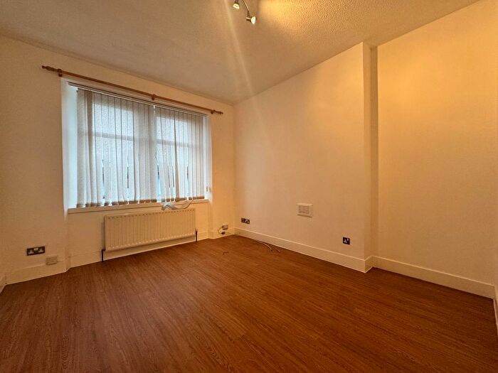 1 Bedroom Flat To Rent In Park Place, Bridge Street, Linwood, Paisley, PA3