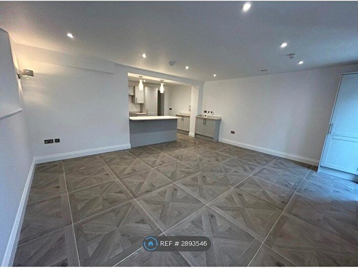 1 Bedroom Flat To Rent In Craigmore Hall, Crowborough, TN6