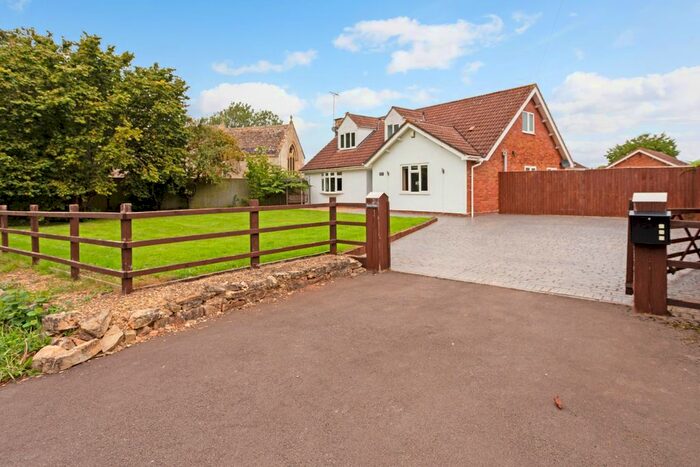 4 Bedroom Detached House For Sale In Church Lane, Saul, GL2