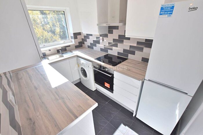 1 Bedroom Flat To Rent In Trafalgar Court, Reading, RG30