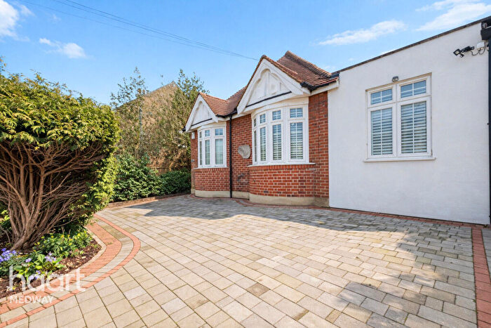 3 Bedroom Detached Bungalow For Sale In Second Avenue, Gillingham, ME7