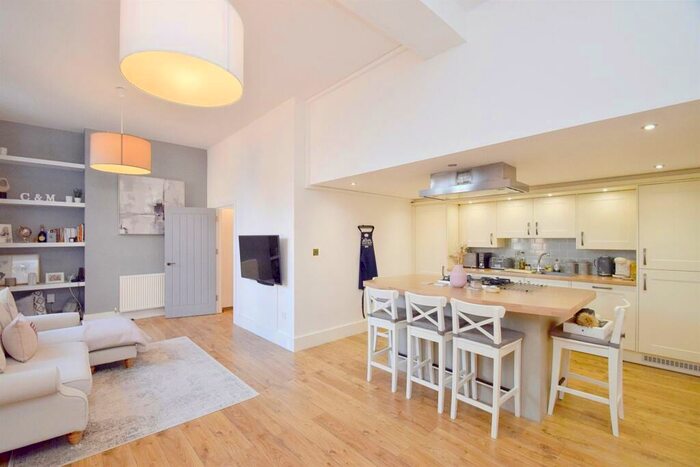 1 Bedroom Apartment To Rent In Windsor Lofts, Penarth, CF64