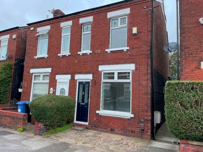 2 Bedroom Semi-Detached House To Rent In Westwood Road, Stockport, Greater Manchester, SK2