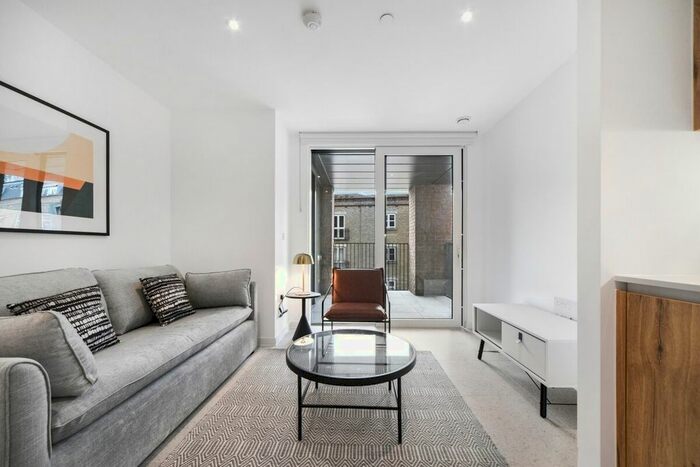 1 Bedroom Flat To Rent In Tapestry Way, London, E1