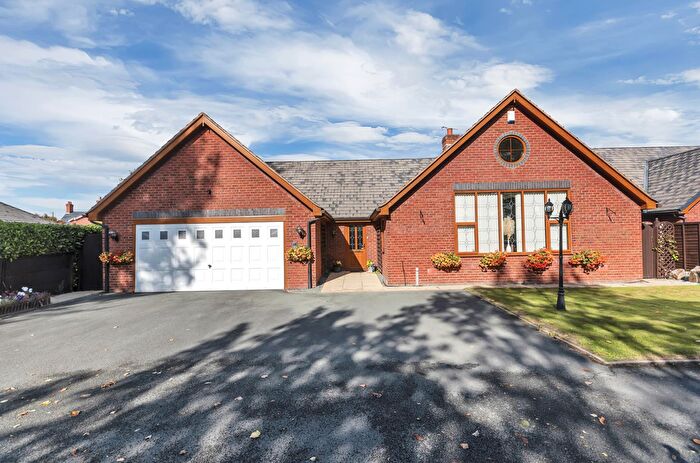 4 Bedroom Bungalow For Sale In Breidden Court, Four Crosses, Llanymynech, SY22