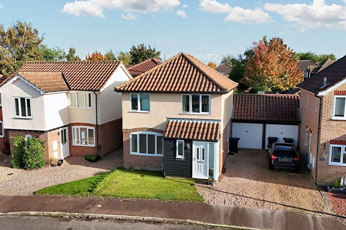 3 Bedroom Detached House For Sale In Bayfield Drive, Burwell, CB25