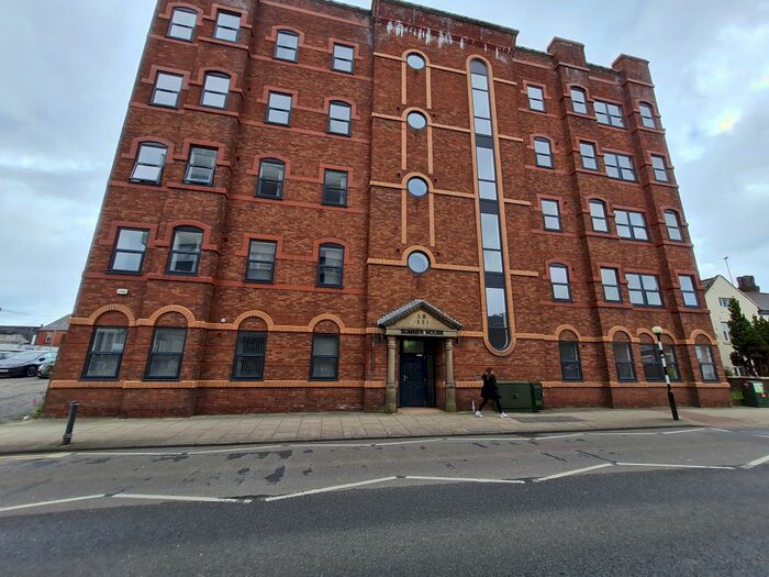 2 Bedroom Property To Rent In St. Thomas's Road, Chorley, PR7