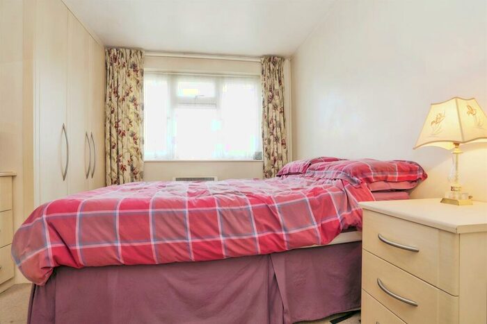 2 Bedroom Semi-Detached Bungalow For Sale In Oaklands, Cransford, Woodbridge, IP13
