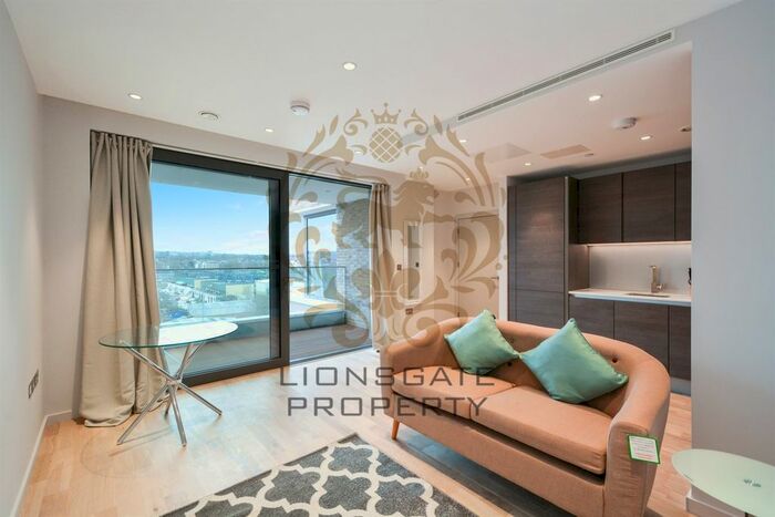 1 Bedroom Flat To Rent In Camley Street, London, N1C