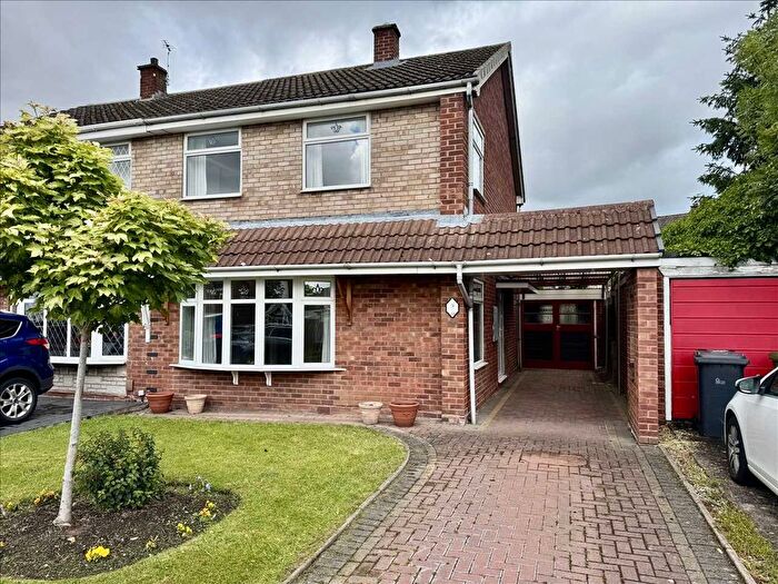 3 Bedroom Semi Detached House For Sale In Raymond Gardens, Wednesfield, WV11