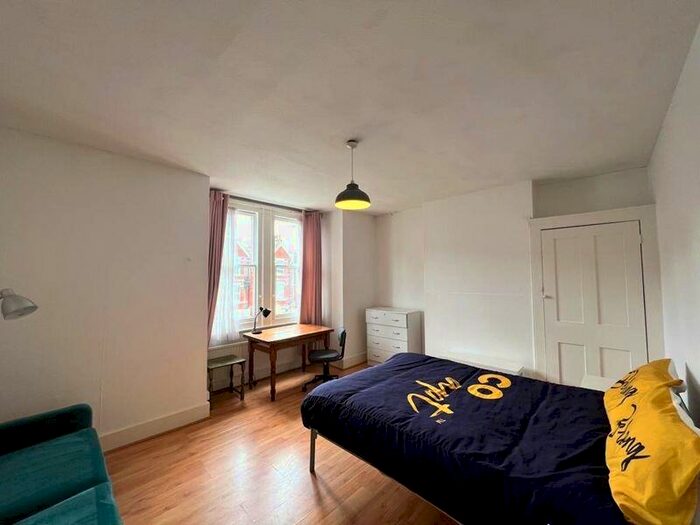 5 Bedroom Terraced House To Rent In Elm Grove, Brighton, BN2