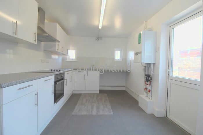 5 Bedroom Terraced House To Rent In Hollydale Road, Nunhead, SE15