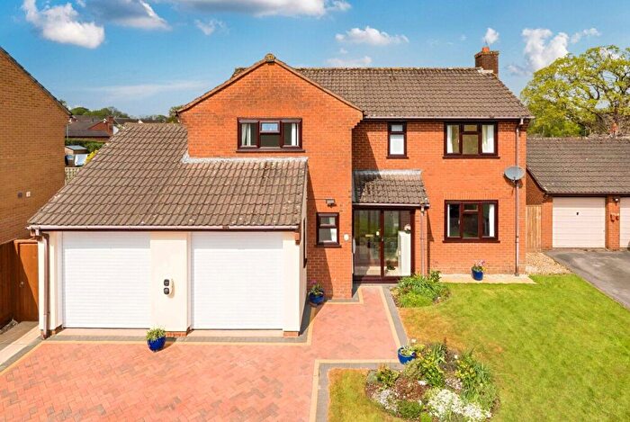 4 Bedroom Detached House For Sale In Webbers Way, Willand, Cullompton, Devon, EX15
