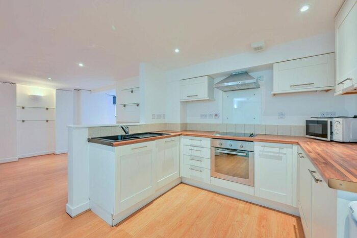 1 Bedroom Flat To Rent In Wycliffe Buildings, Guildford, GU2