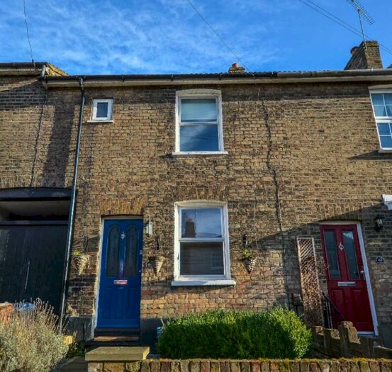 2 Bedroom Cottage To Rent In Musley Hill, Ware, SG12