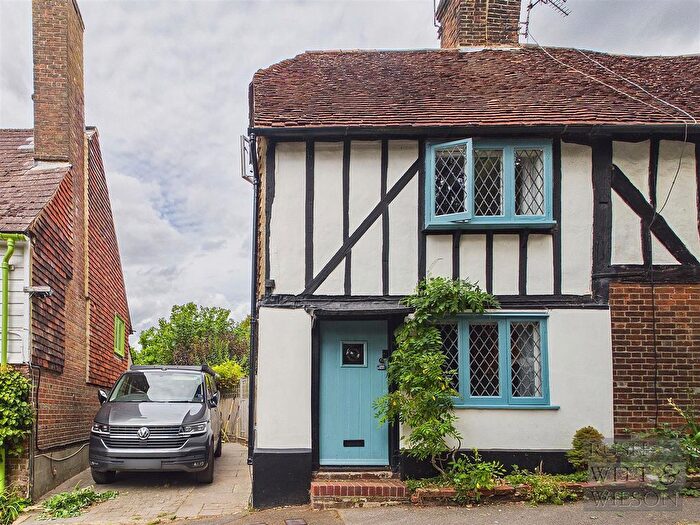 2 Bedroom End Of Terrace House For Sale In Fair Lane, Robertsbridge, TN32