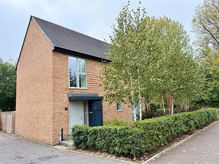 3 Bedroom Detached House For Sale In Winterbourne Drive, Westhoughton, BL5