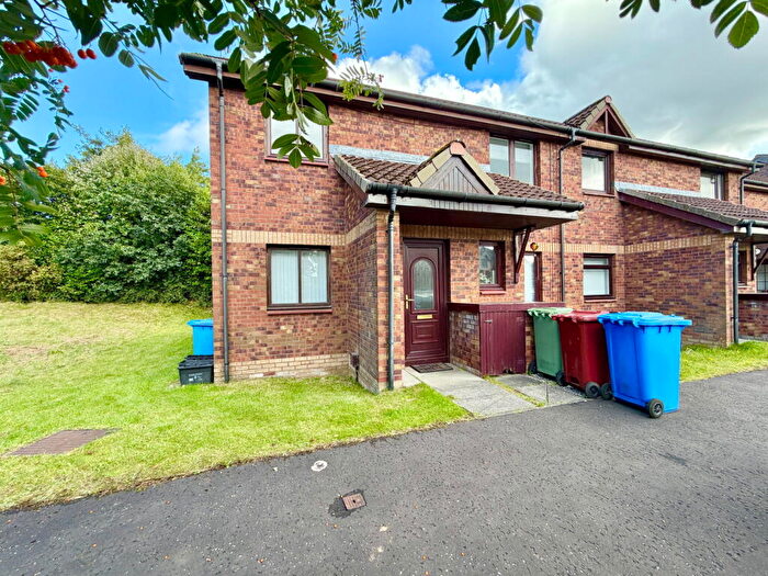 2 Bedroom Flat For Sale In Jarvie Place, Falkirk, FK2