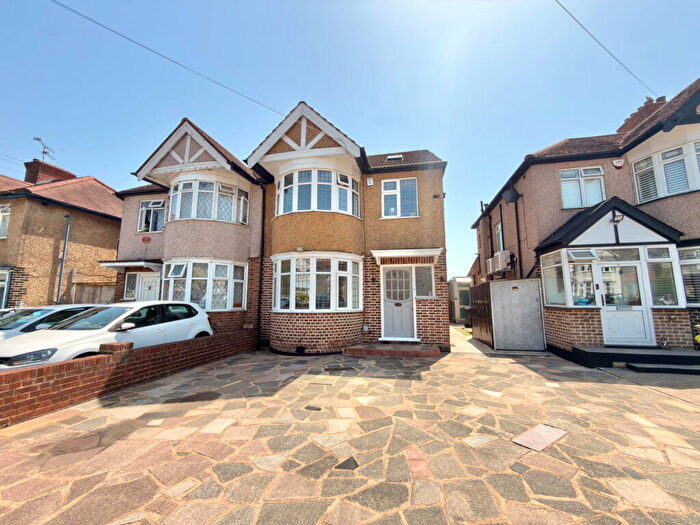 4 Bedroom Semi-Detached House For Sale In Ivanhoe Drive, Harrow, HA3