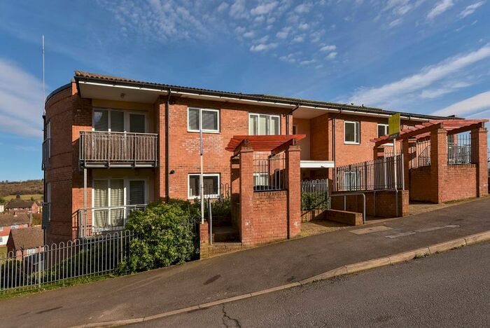 1 Bedroom Apartment To Rent In St. Hughs Avenue, High Wycombe, HP13