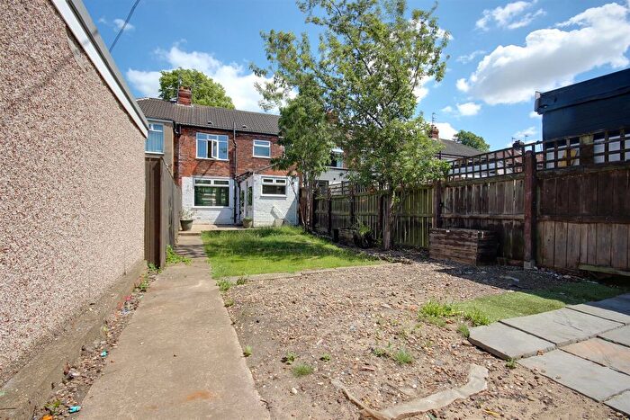 3 Bedroom Terraced House For Sale In Priory Road, Hull, HU5