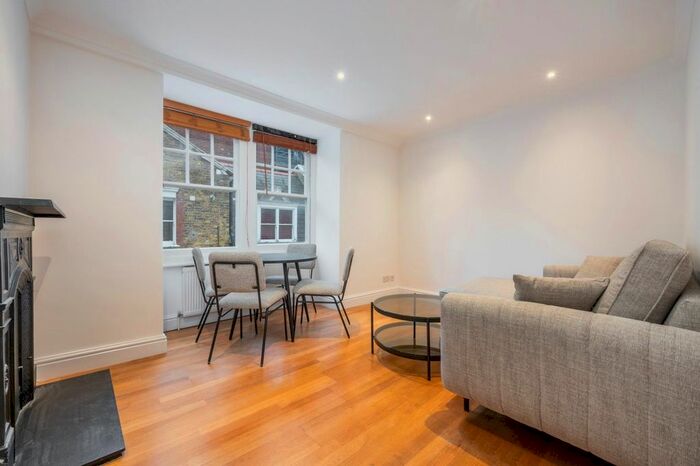 1 Bedroom Flat To Rent In New North Street, Bloomsbury, WC1N