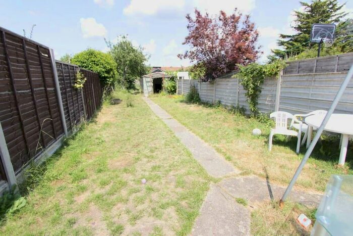 3 Bedroom Terraced House To Rent In Aylands Road, Enfield, EN3