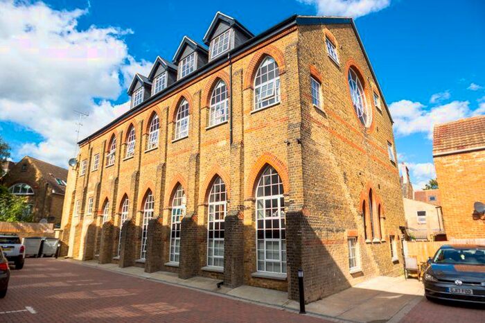 1 Bedroom Apartment To Rent In Duncan Road, Gillingham, ME7