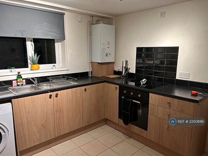 3 Bedroom Semi-Detached House To Rent In Co-Op Lane, Pembroke Dock, SA72