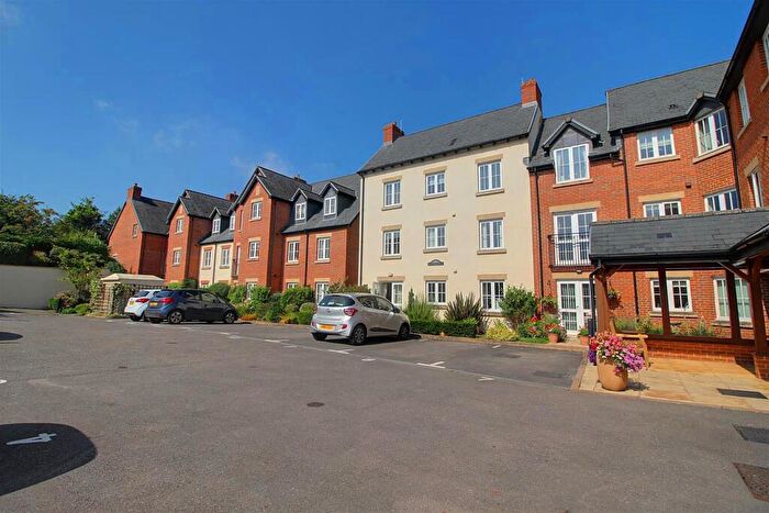 2 Bedroom Retirement Property For Sale In Daffodil Court, Newent, GL18