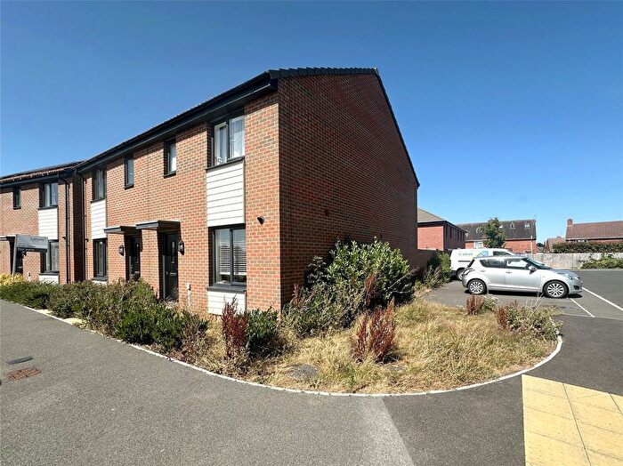 3 Bedroom Semi-Detached House To Rent In Exeter, Devon, EX2