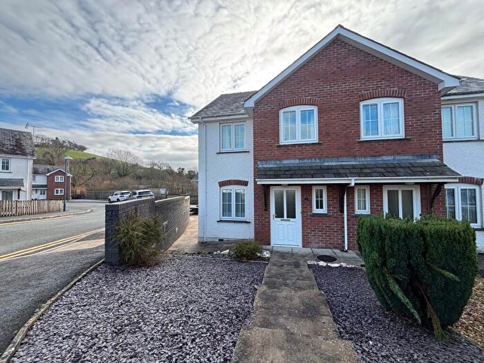 3 Bedroom Semi-Detached House For Sale In Cwrt Dulas, Lampeter, SA48