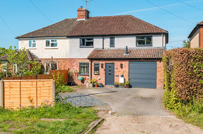 4 Bedroom Semi Detached House For Sale In Manor Crescent, Haslemere, Surrey, GU27