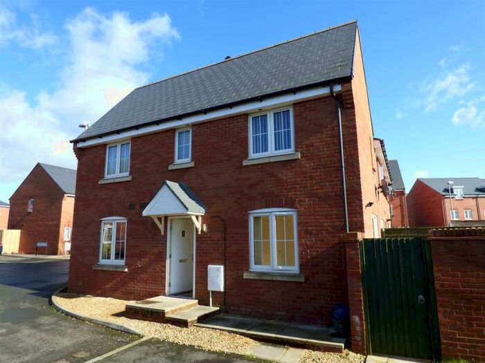 3 Bedroom Semi-Detached House To Rent In Seymour Way, Magor, NP26
