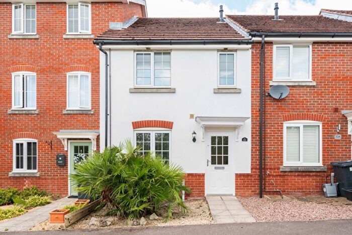 3 Bedroom Terraced House For Sale In Thyme Avenue, Whiteley, Hampshire, PO15
