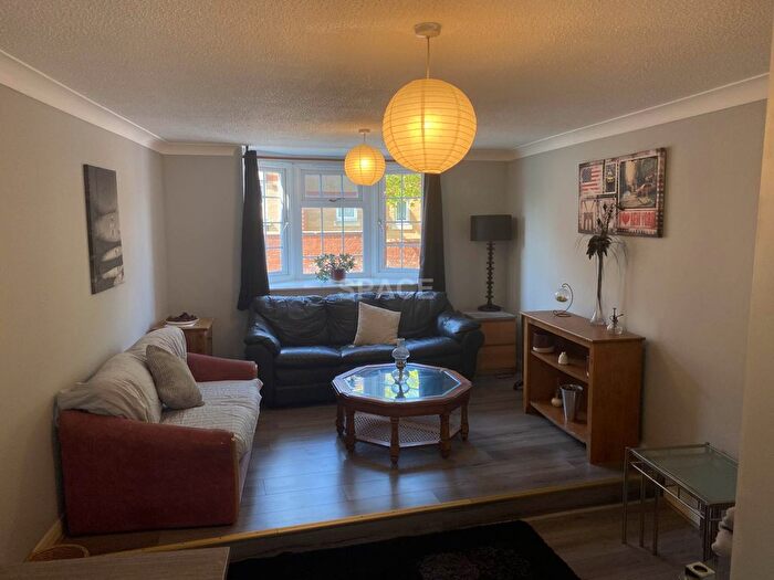 1 Bedroom Flat To Rent In Southampton Street, Reading, RG1